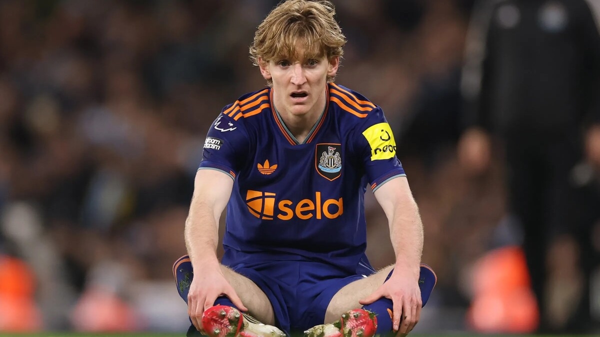 «Челси» нашел замену Гарначо, Гиттенсу и Мудрику, но он стоит дорого и хочет Лигу чемпионов