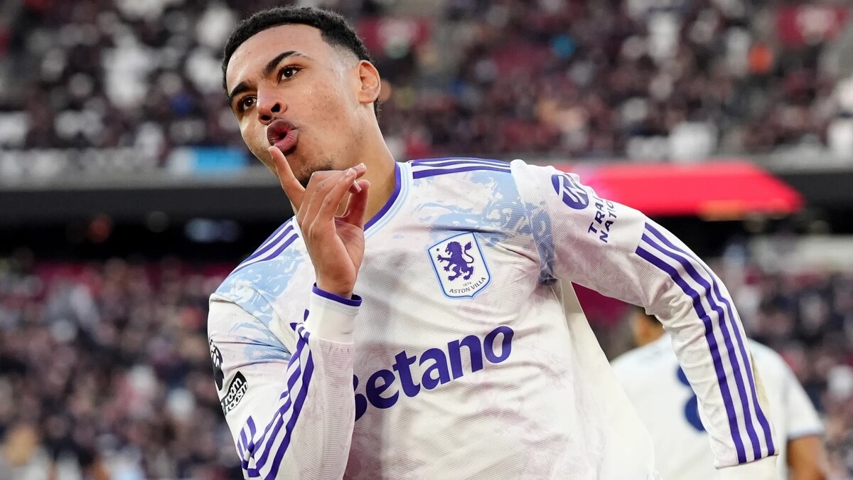 Названы две ключевые причины, которые помешают переходу Моргана Роджерса в «Челси» Названы две ключевые причины, которые помешают переходу Моргана Роджерса в «Челси»