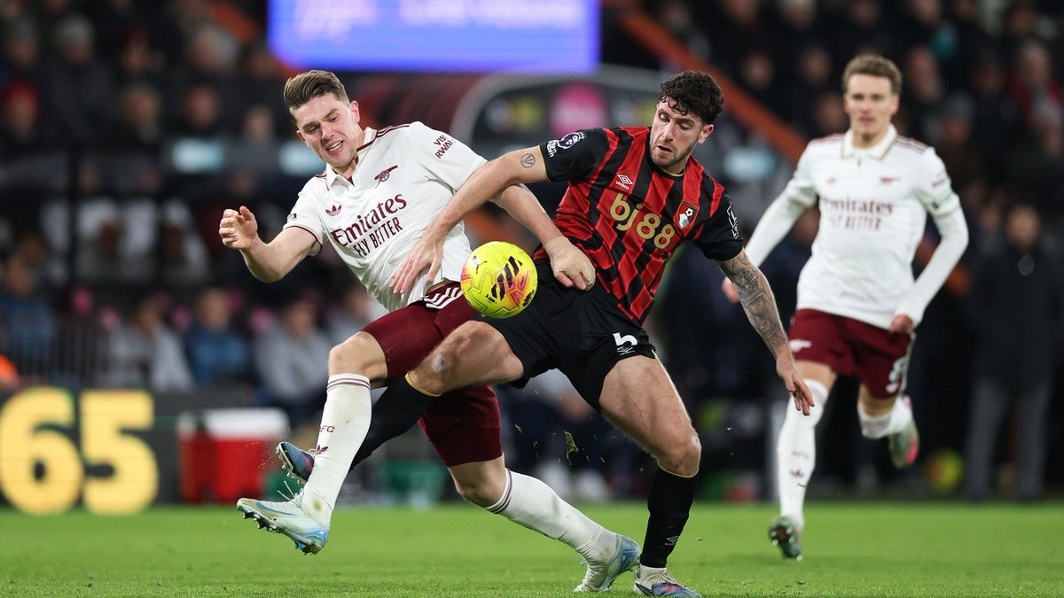 «Челси» вступил в переговоры о трансфере звездного игрока АПЛ, чтобы опередить «Барселону» и «Ливерпуль»