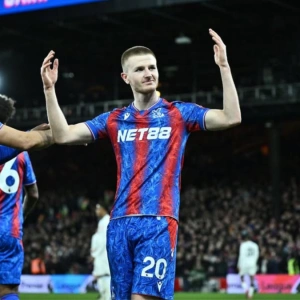 Полузащитник сборной Англии стал трансферной целью №1 для «Челси»