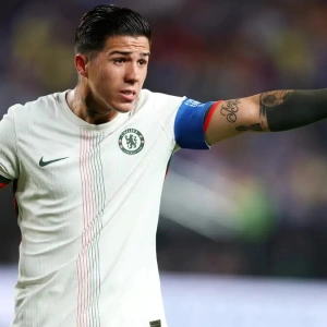 Пол Мерсон знает, где будет играть Энцо Фернандес в следующем сезоне – в «Челси» или мадридском «Реале»